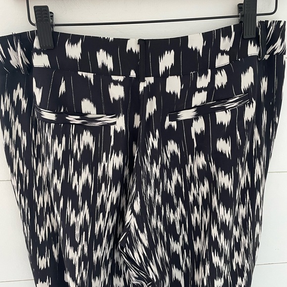 Parker Devlin Pants in Striga - Picture 4 of 9